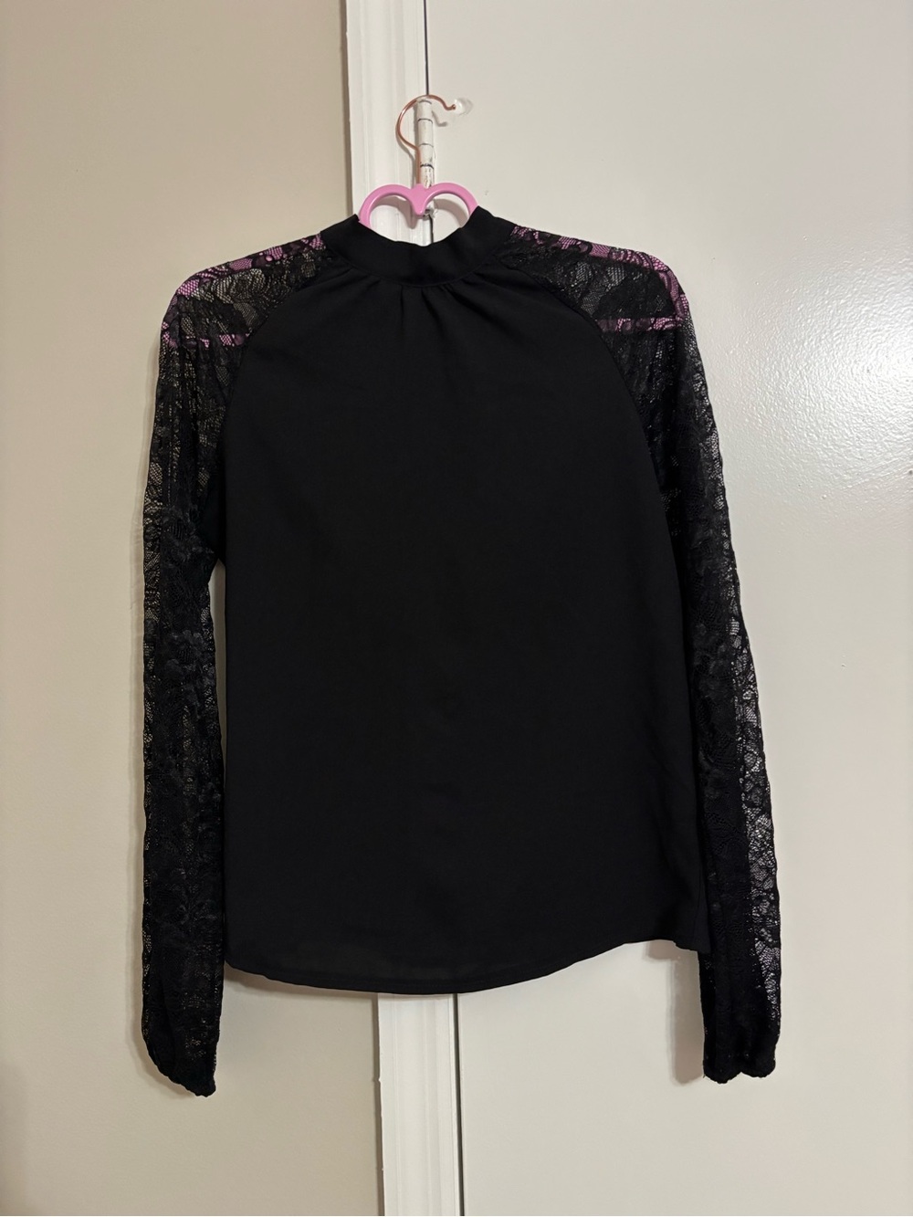 SHEIN Black Lace Raglan Sleeve Top